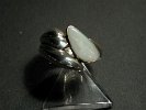 DSCN0834 925 Ag Ring ( aus der „ Greifer – Serie „ ) mit in 750 GG gefasstem Australischen Opal
